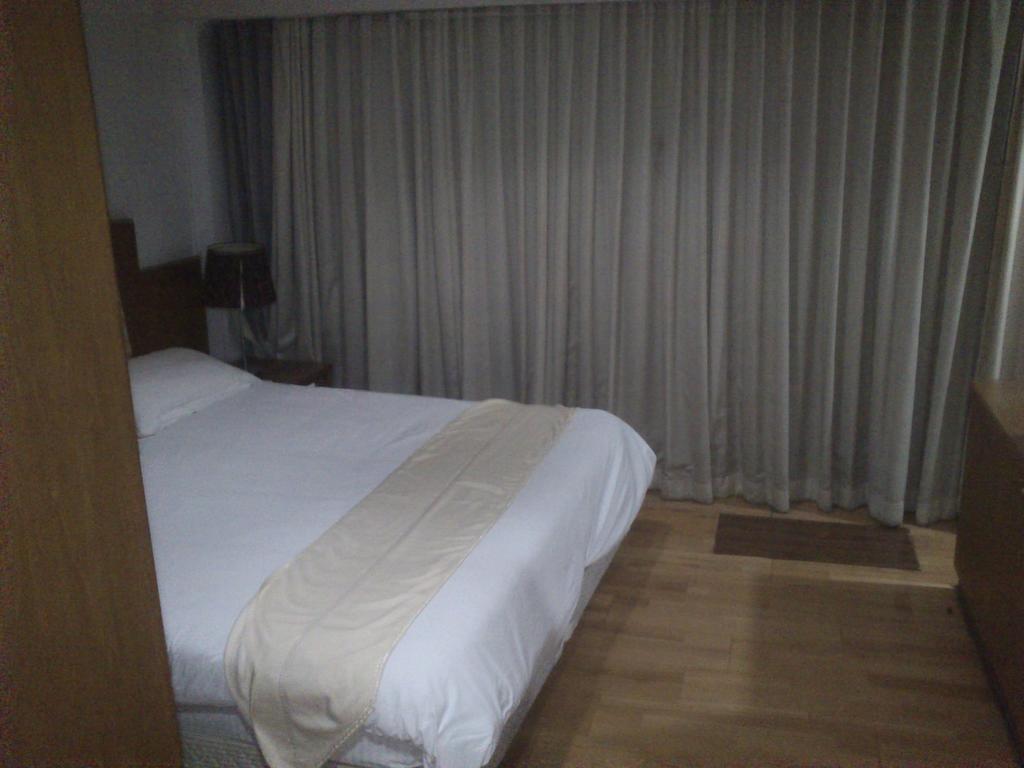 Sun City Hotel Bangkok Zewnętrze zdjęcie