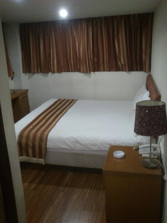 Sun City Hotel Bangkok Zewnętrze zdjęcie